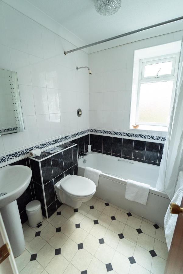 Littlebury Hotel Бистер Экстерьер фото